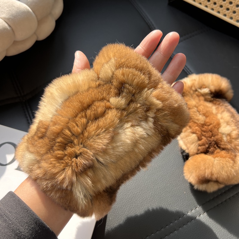 真獭兔毛皮草半指手套女冬季可爱保暖加厚可触屏露指编制弹力手套