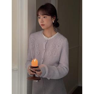 慵懒风毛衣宽松上衣外套 新款 手工花朵绣花羊毛针织开衫 女ins冬季