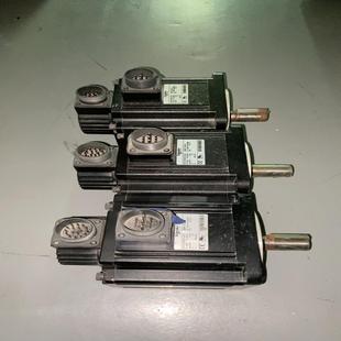 实拍 BCH1303M11A1C 施耐德900W伺服电机 成 议价