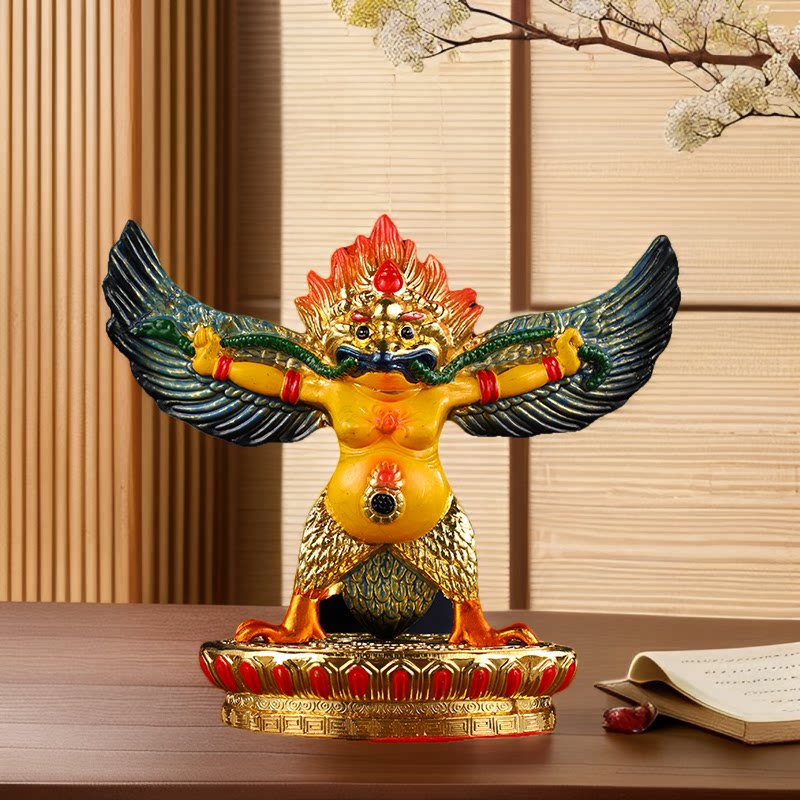 藏传民族用品合金大鹏金翅鸟佛像佛台供奉合金彩绘高11cm