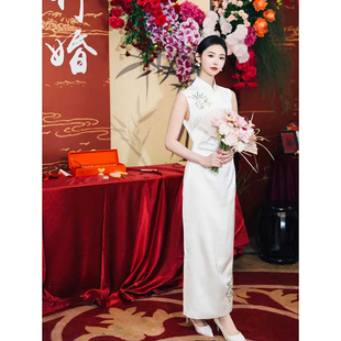 新中式 重工白色刺花改良旗袍连衣裙 国风晨袍新娘订婚礼服当天便装