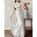 新中式 小众高端新娘出阁迎宾礼服裙 轻婚纱白色复古订婚旗袍年轻款