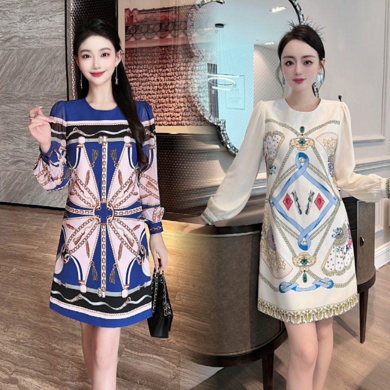 it免税高端潮牌别致裙秋冬2023新款时尚印花女士高级感长袖连衣裙