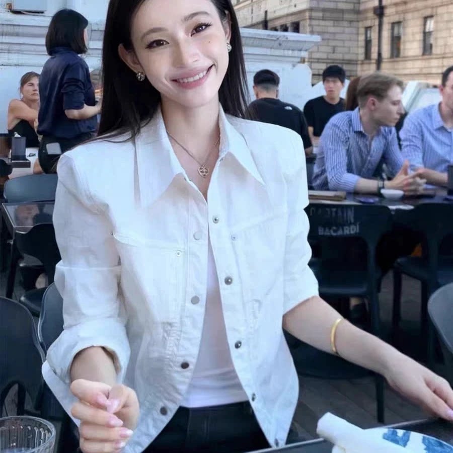 春夏季设计感休闲百搭短款外套女