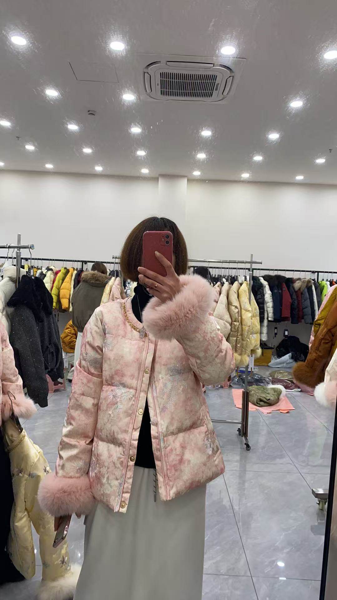 艾妃儿 高品 重工刺绣国风羽绒服 真狐狸毛可拆卸国风外套,女装/女士精品,羽绒服,淘宝优惠券,粉丝福利购,淘宝优惠卷