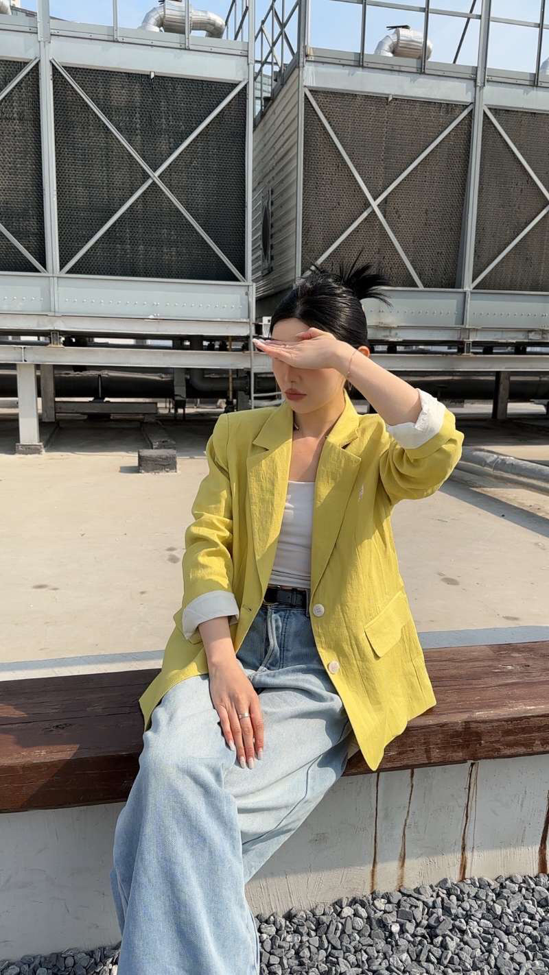 刺绣麻料西装外套女 中长款宽松西装