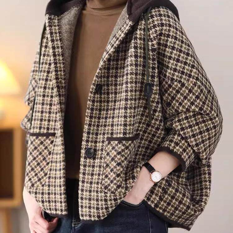 文艺秋冬季连帽格子外套女2024新款宽松百搭休闲保暖蝙蝠袖上衣女