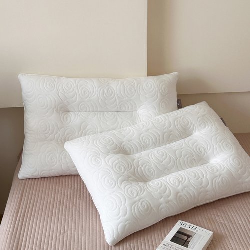 棉之朴.新款玫瑰3D护颈枕助眠枕头常规74*74cm枕芯一对装