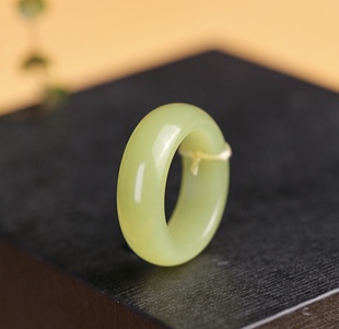 天然正品新疆和田玉戒指女款黄口玉镯子黄玉镯子老料黄口料戒指女