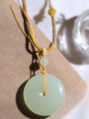 和田玉晴水平安扣吊坠男女款玉坠玉石项链冰种