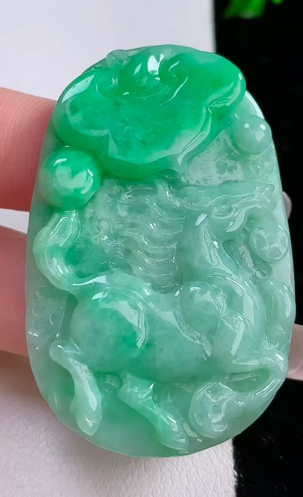 翡翠马牌A货生肖马吊坠男女生肖玉佩翡翠冰飘绿玉牌马挂件马玉牌