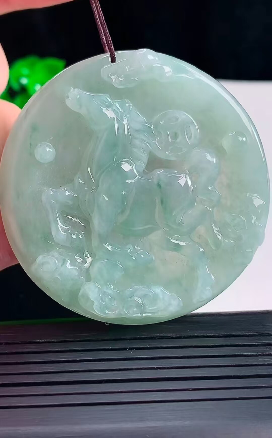 缅甸A货冰飘绿花生肖马吊坠男女生肖玉佩翡翠玉牌马牌
