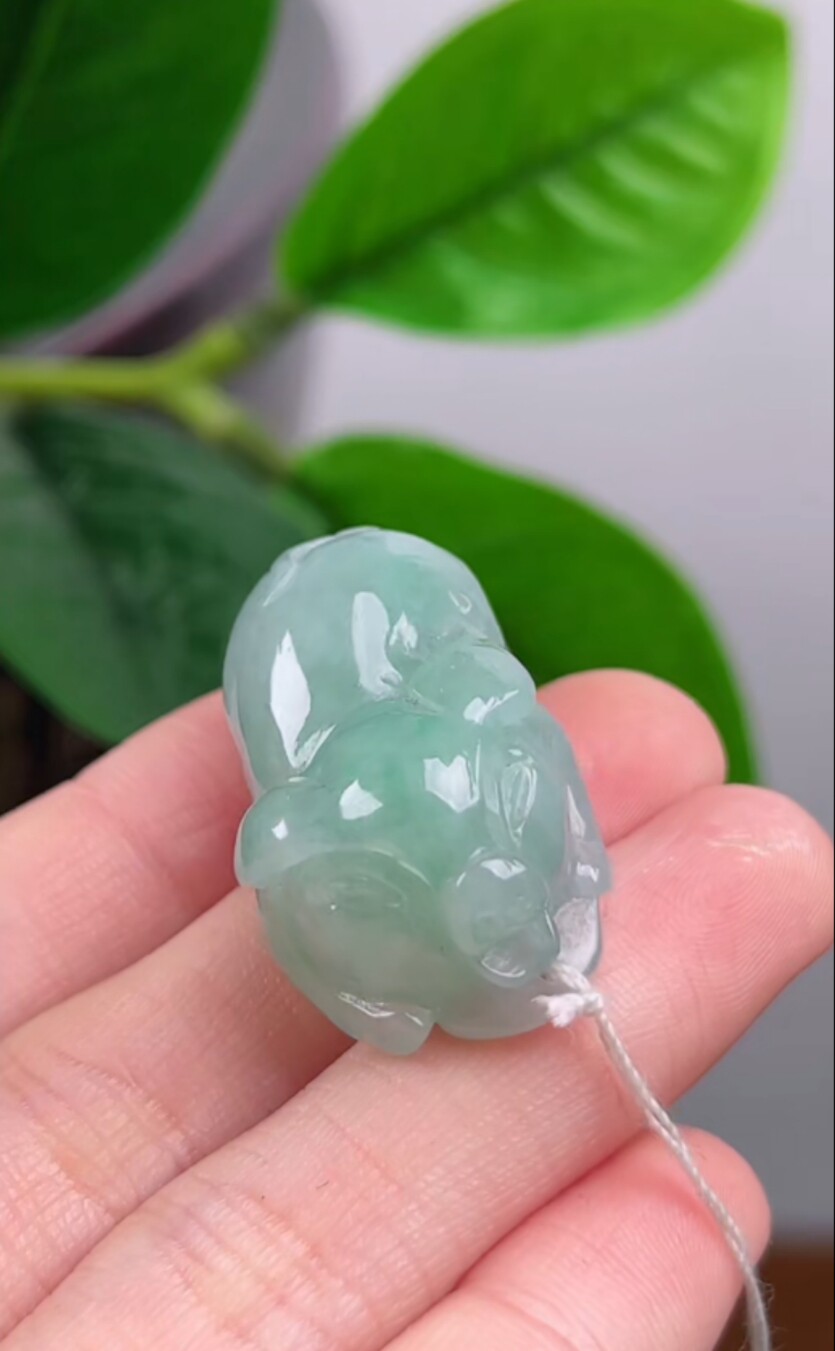 翡翠生肖猪玉坠缅甸天然老坑a货冰糯种玉石男女生肖玉佩翡翠玉猪