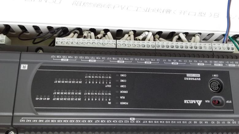 DVP32XP200R台达ES2系列数字量扩展模块台达PLC外观漂亮质保一年