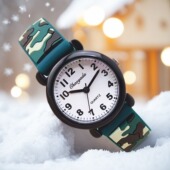 小巧男孩迷彩户外运动手表幼儿童学生石英防水电子炫酷玩具潮腕表