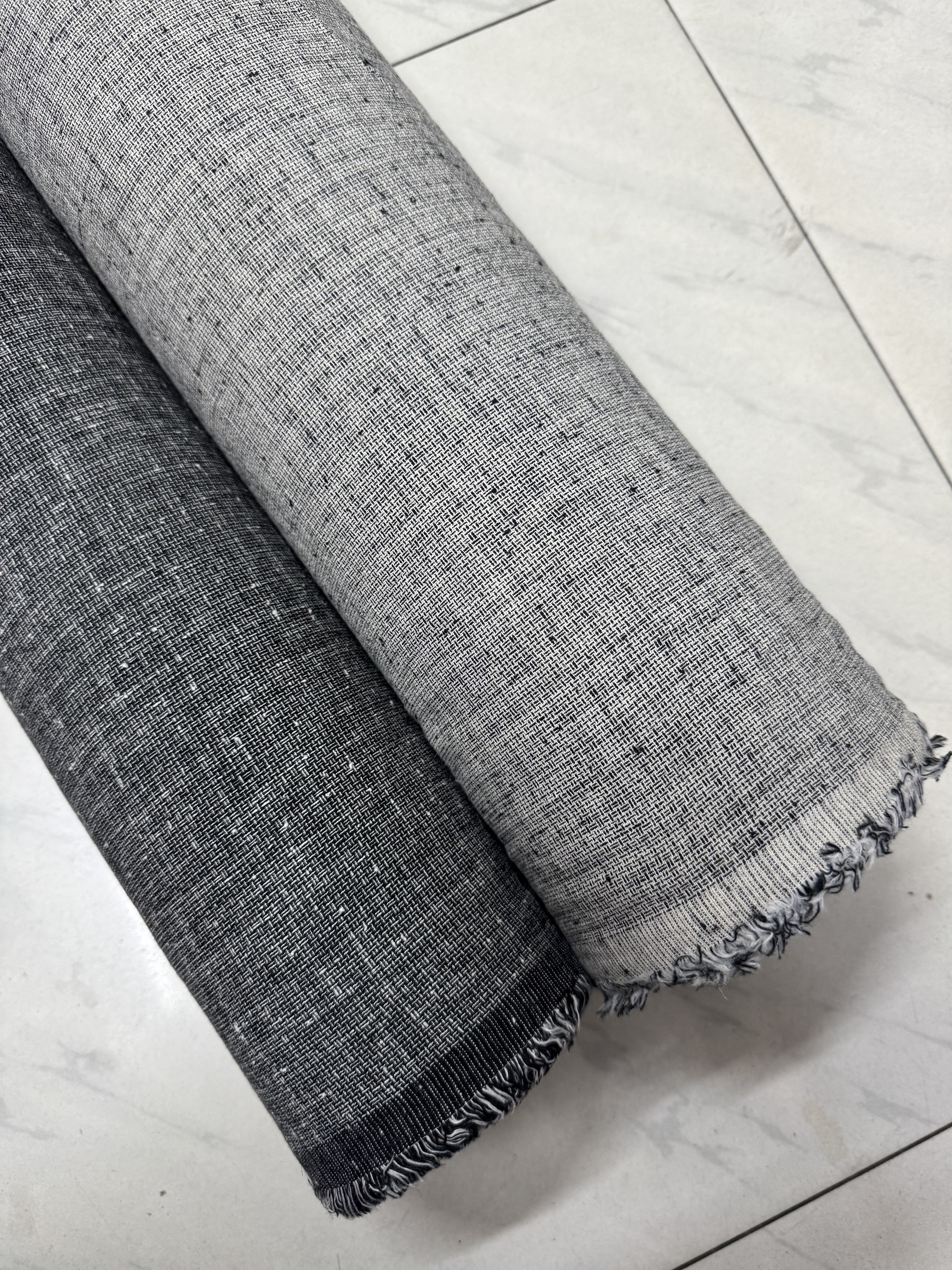 日本产色织肌理棉两色幅宽112cm一米135克衬衫裙子手工9元半米