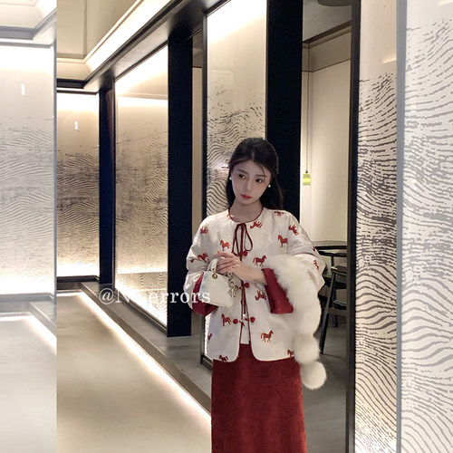 【12/28 10:00新品开售 喜欢先加购！】马年刺绣提花新中式羽绒服