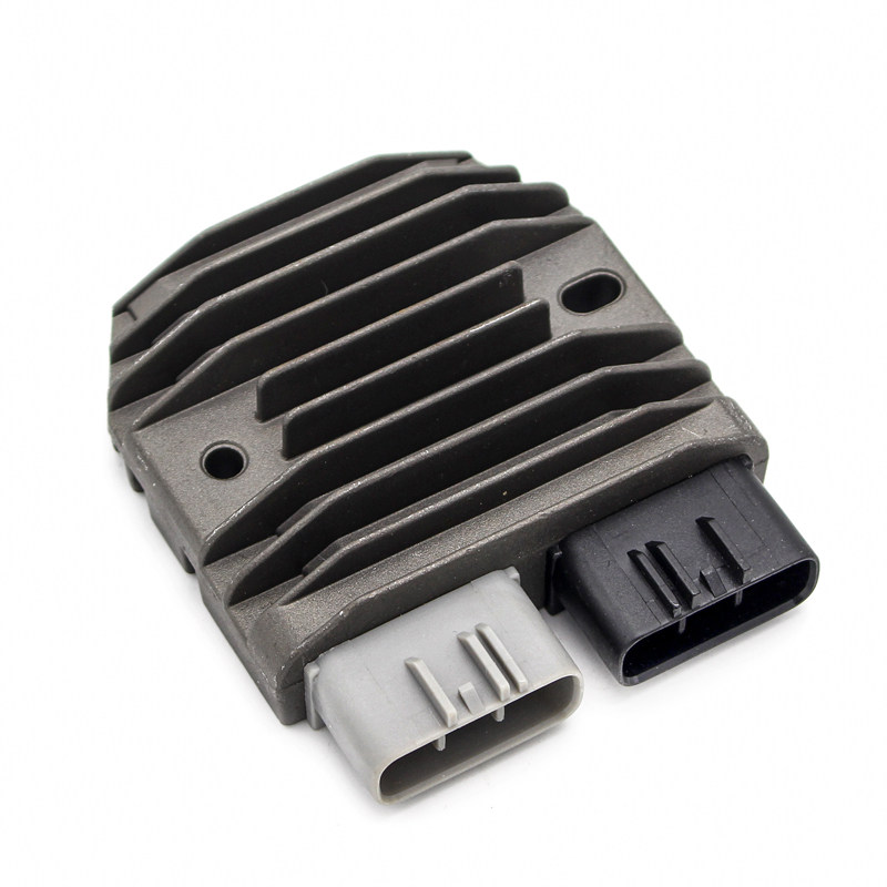 适用于雅马哈MT07 14-17 MT09 13-16 配件 充电器 稳压器 整流器