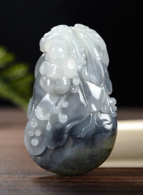 和田青花籽料一路连科把件