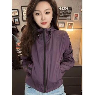 宽松时尚 连帽冲锋衣外套女短款 显瘦风衣夹克学生上衣 新品 2024秋季