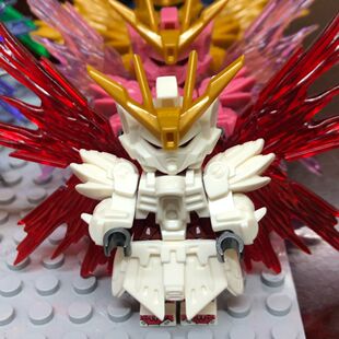 适用乐高积木高达机动战士大翅膀拼装机甲模型帅气男孩玩具生日