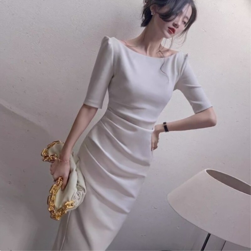 白色小礼服正式场合连衣裙女高级感宴会小白裙晚礼服简单大方裙子
