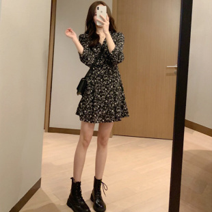 2026春秋收腰显瘦女装法式气质小黑裙小个子碎花雪纺打底连衣裙女
