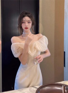 法式一字肩连衣裙女性感开叉露肩温柔风生日晚会宴会伴娘礼服长裙