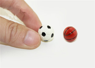 1:61:12微缩食玩场景模型 娃娃屋配件运动场景 迷你篮球足球模型