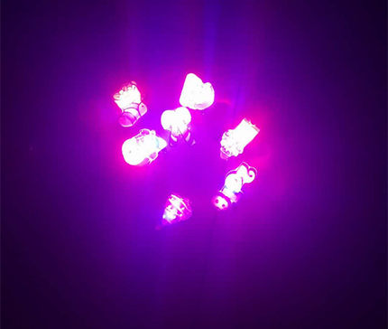 圣诞节发光胸针徽章LED闪光胸针别针 圣诞老人节日活动儿童小礼物