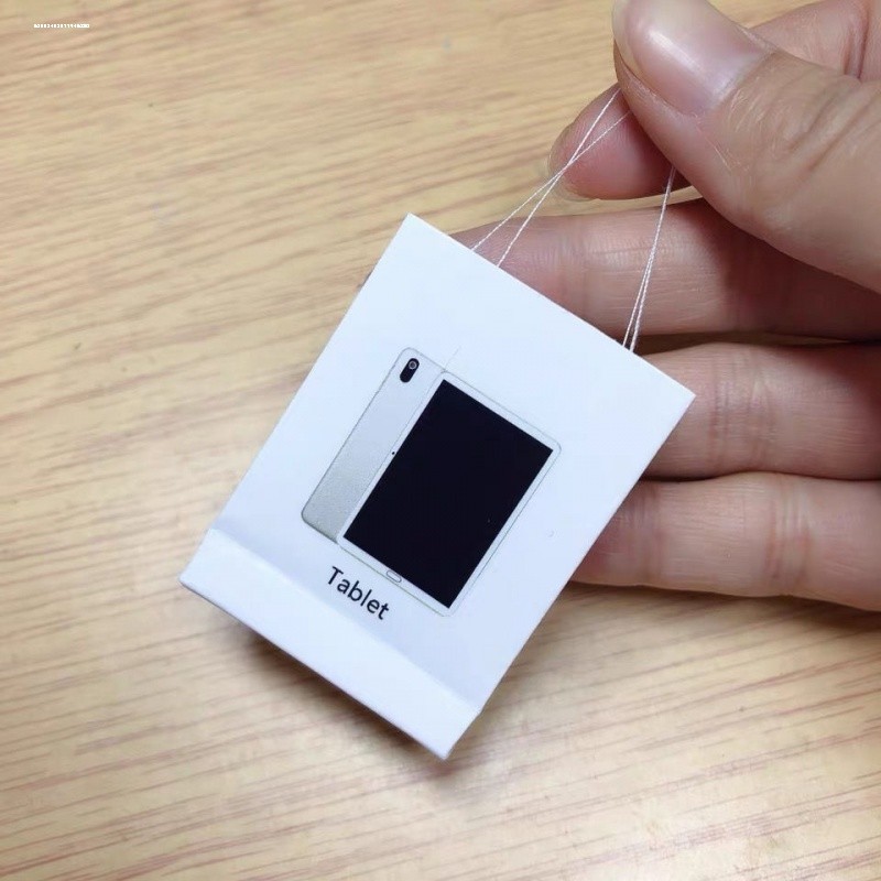 仿真迷你平板电脑模型娃屋微缩场景道具手办配件1：12