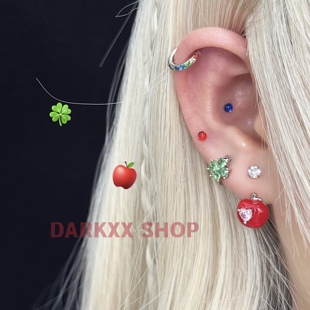 青林果语｜元气少女感苹果四叶草钛钢耳骨钉彩锆石辣妹耳环DARKXX