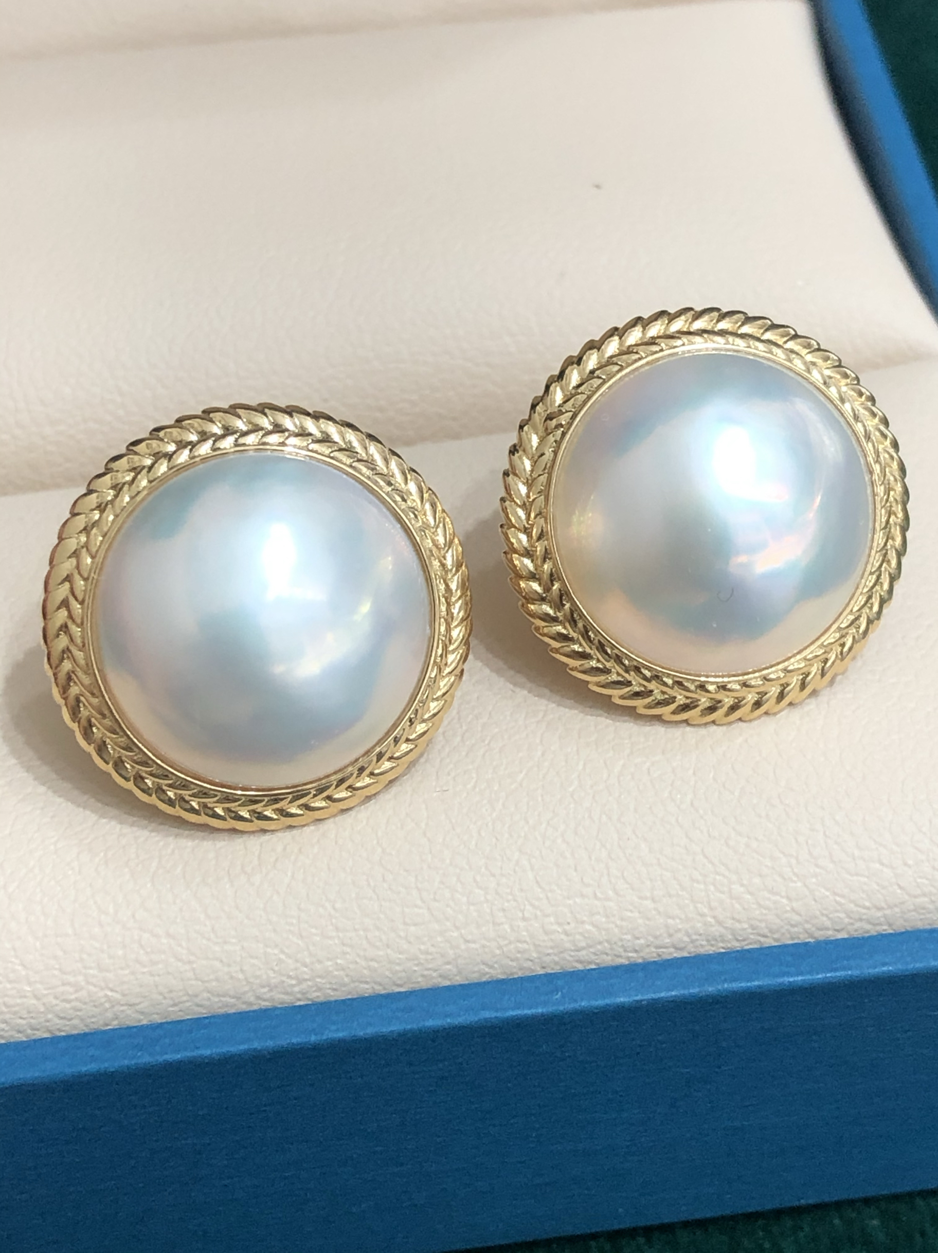 新款18K厚金镜面白亮纯天然海水麦穗款18.8Mm珍珠大马背耳钉耳饰