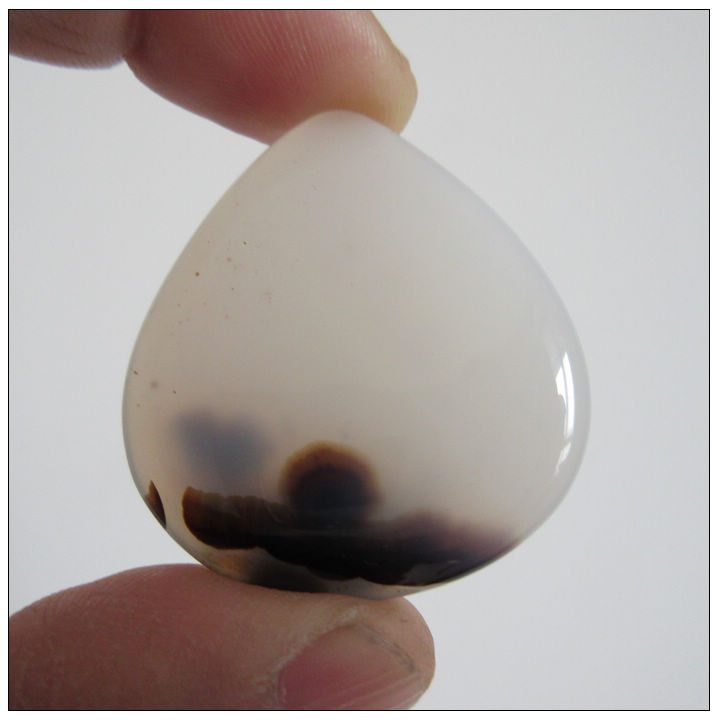 天然玛瑙石小巧玲珑吊坠新品