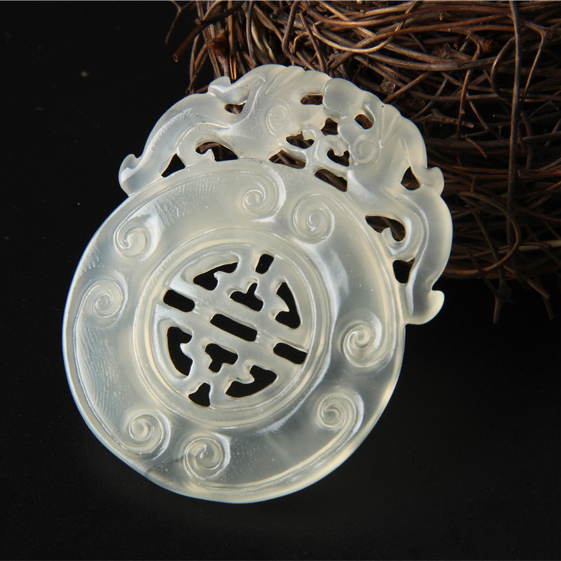 天然岫玉双龙吊坠镂空雕