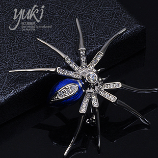 Broche homme YUKI en cristal autrichien - Ref 1172119 Image 3