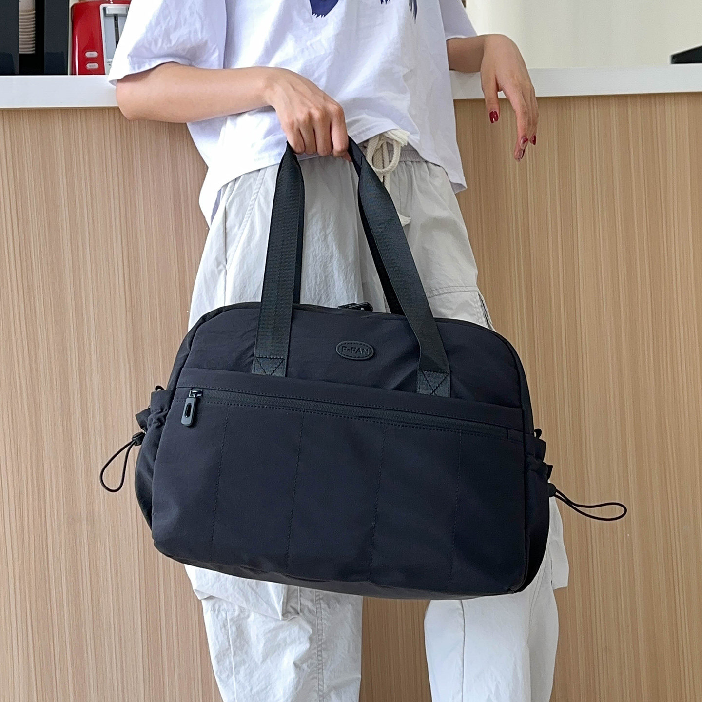 大容量装衣服行李袋女韩版防水斜挎手提包外出打工短途商务出行包