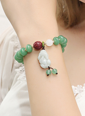 朱砂翡翠东陵玉弹力原创衣服配饰