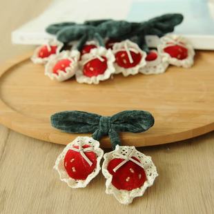 跨境文艺森系小清新甜美丝绒樱桃胸章配饰蕾丝森女系装 饰布艺胸针