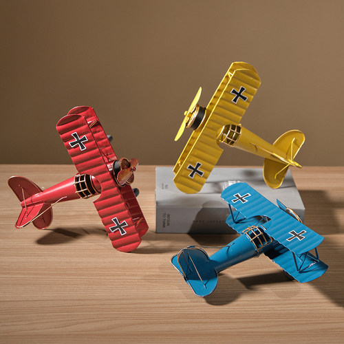 铁艺卧室汽车模型居仙友复古