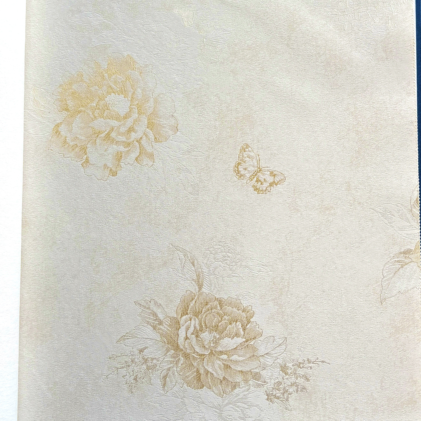 牡丹花墙布米黄冰蓝色蔓藤花壁布