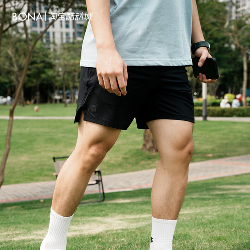 安德玛男士短裤干爽舒适正品