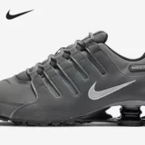 Nike/耐克 Оригинальные мужские беговые кроссовки SHOX NZ с низким верхом 378341-059