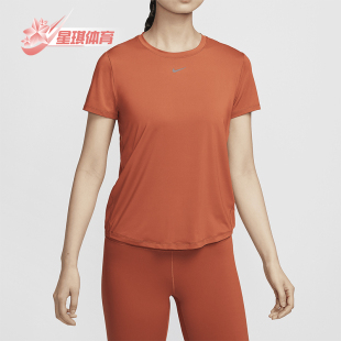 Dri FIT女士经典 款 Nike T恤FN2799 新款 休闲透气短袖 825 耐克正品