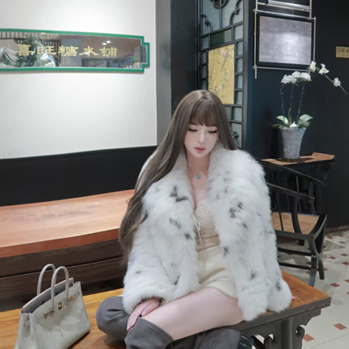 中长款进口狐狸毛女气质修身保暖皮草外套