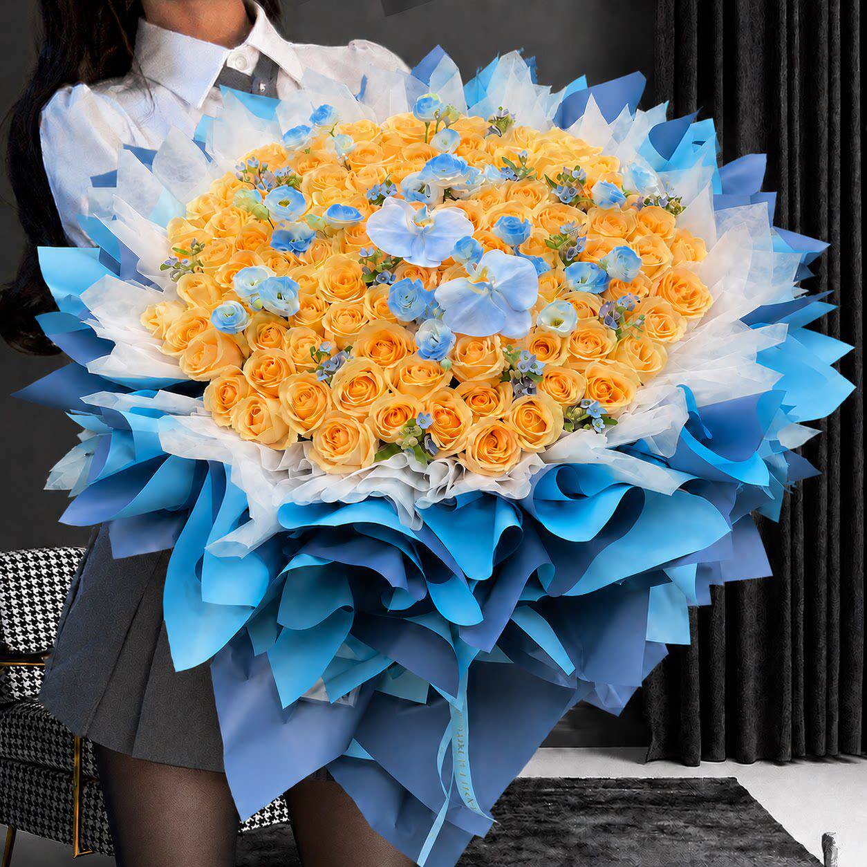 99朵香槟玫瑰花束全国同城速递生日鲜花北京上海配送女友求婚礼物