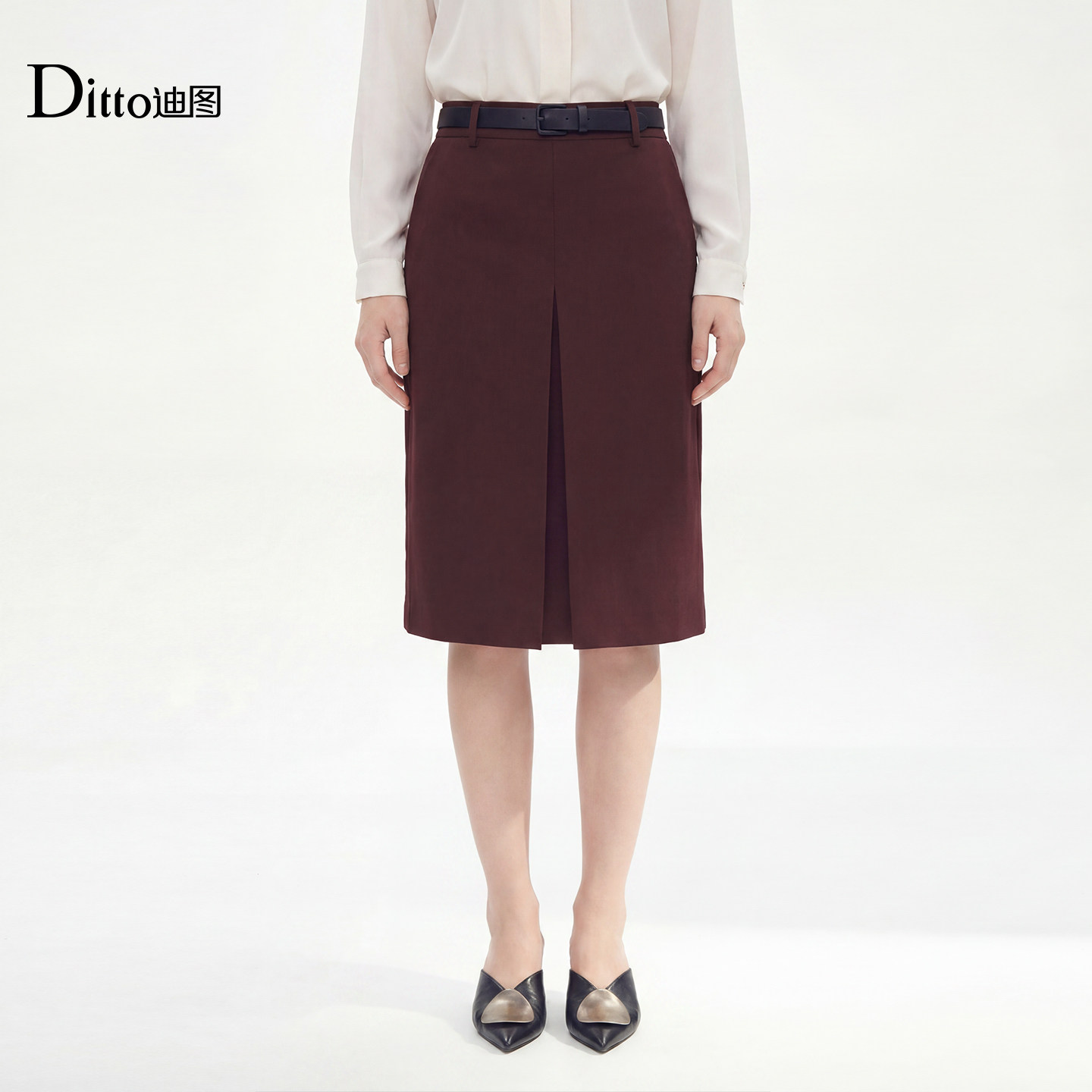 迪图半身裙女2026夏季新款通勤风修身高级感前开叉知性气质短裙