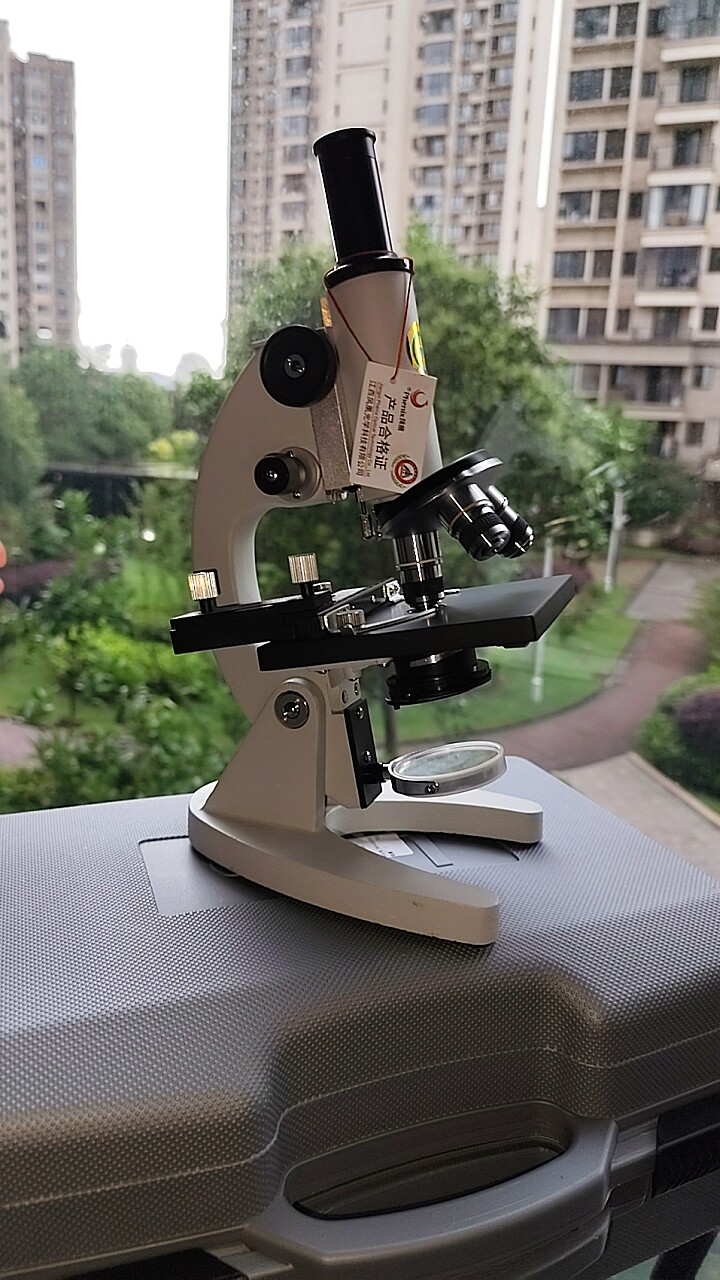 江西凤凰中小学校生物实验1600高倍显微镜XSP一06型自然光/便携式