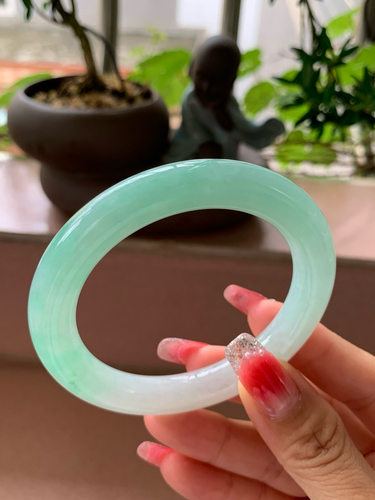 【小陈翡翠】缅甸天然翡翠A货甜绿53-54圆条翡翠手镯