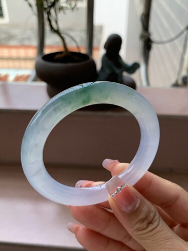 【小陈翡翠】缅甸天然翡翠A货冰种飘兰绿花52圆条翡翠手镯